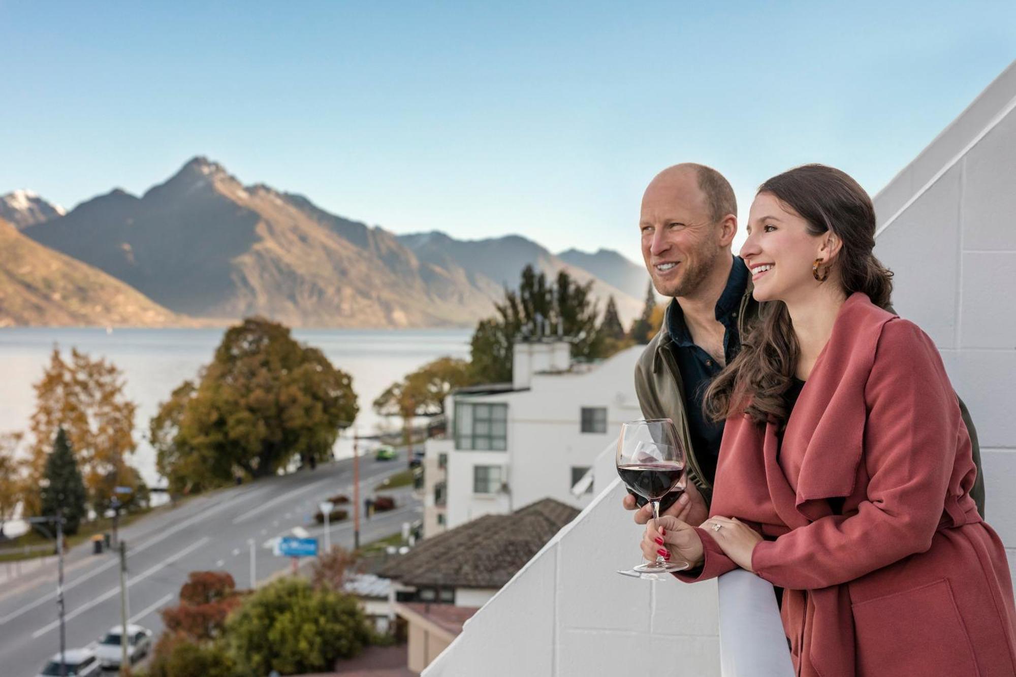 Crowne Plaza Queenstown By Ihg Exterior photo